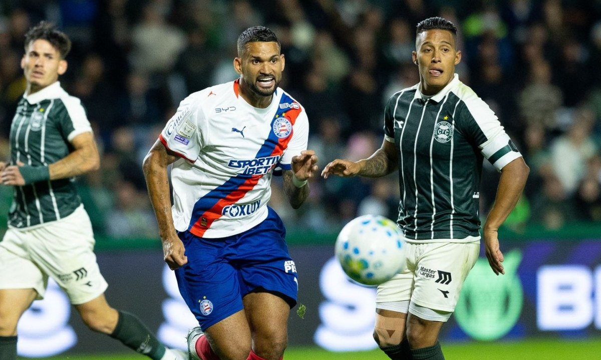 Bahia abre vantagem, sofre virada e perde para o Coritiba