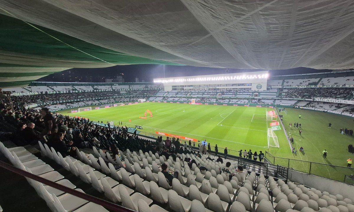 Bahia visita o Coritiba para reagir antes da pausa no Brasileirão