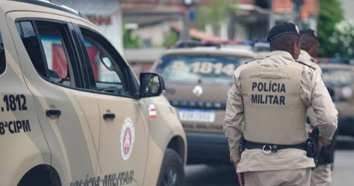 Corpo com marcas de tiros e parcialmente carbonizado é encontrado em Feira de Santana