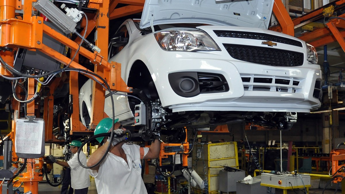 GM anuncia investimento de R$ 3,5 bilhões para renovar fábricas no Brasil