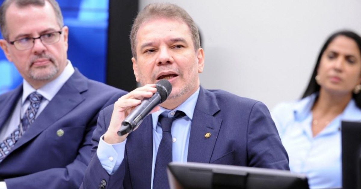 Governo entrega trecho da BA-461 e mira escoamento da produção no oeste