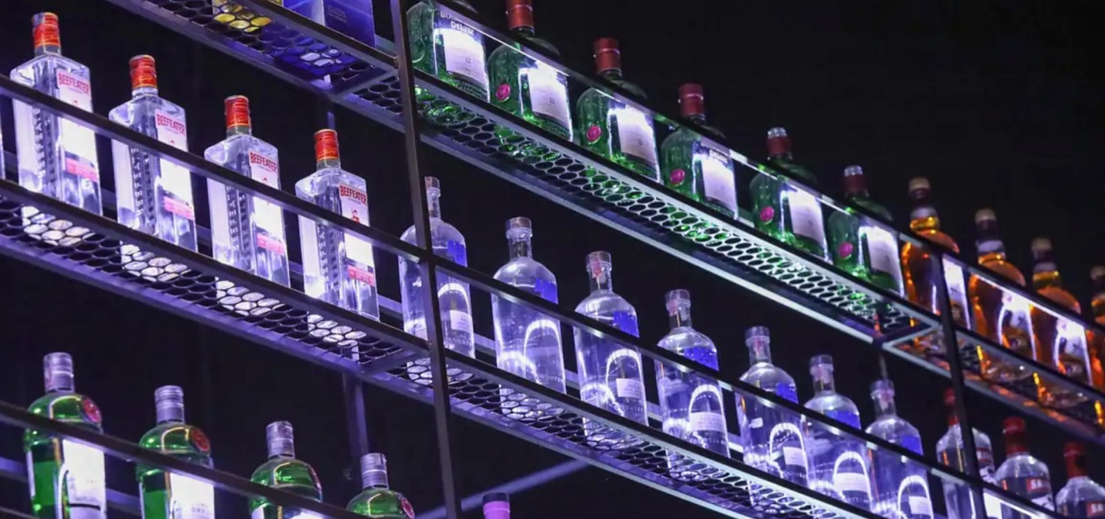 Imposto sobre bebidas, refrigerantes e cigarros deve começar em 2027