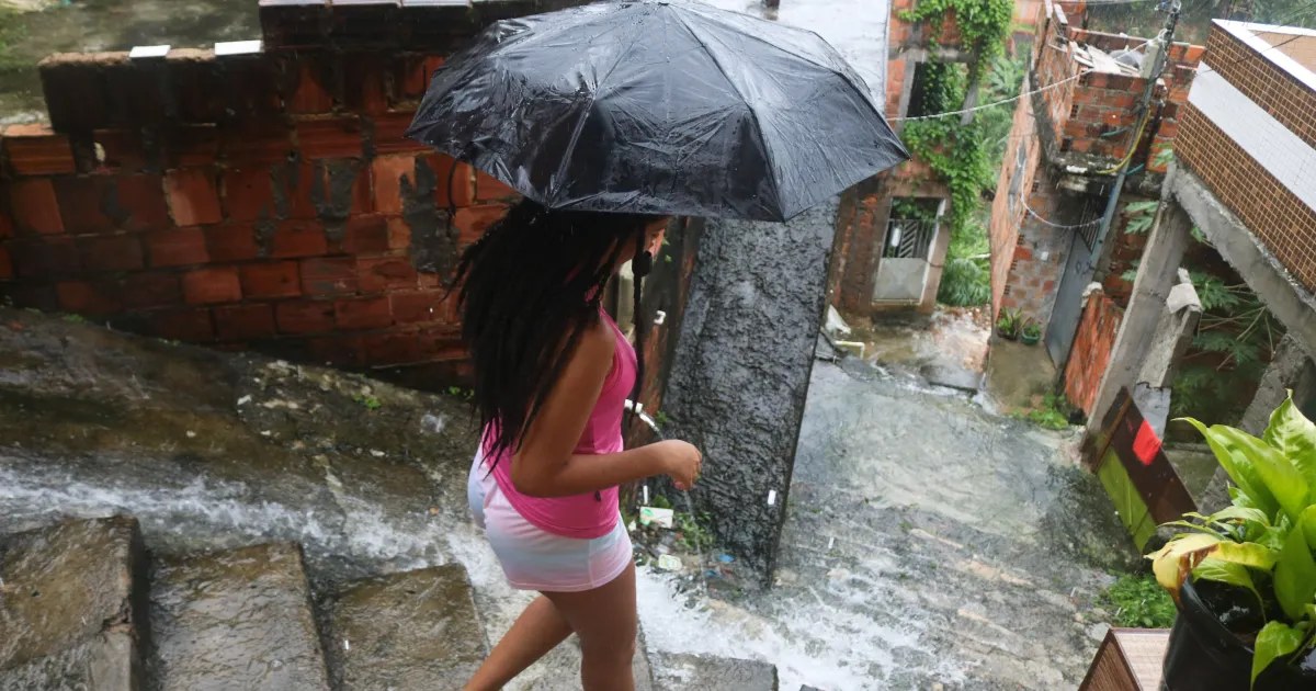 Inverno começa com previsão de chuva ao longo da semana em Salvador