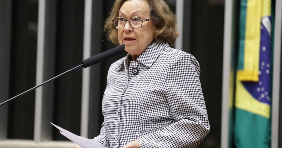 Lídice confirma disputa pela Câmara e afasta suplência de Wagner