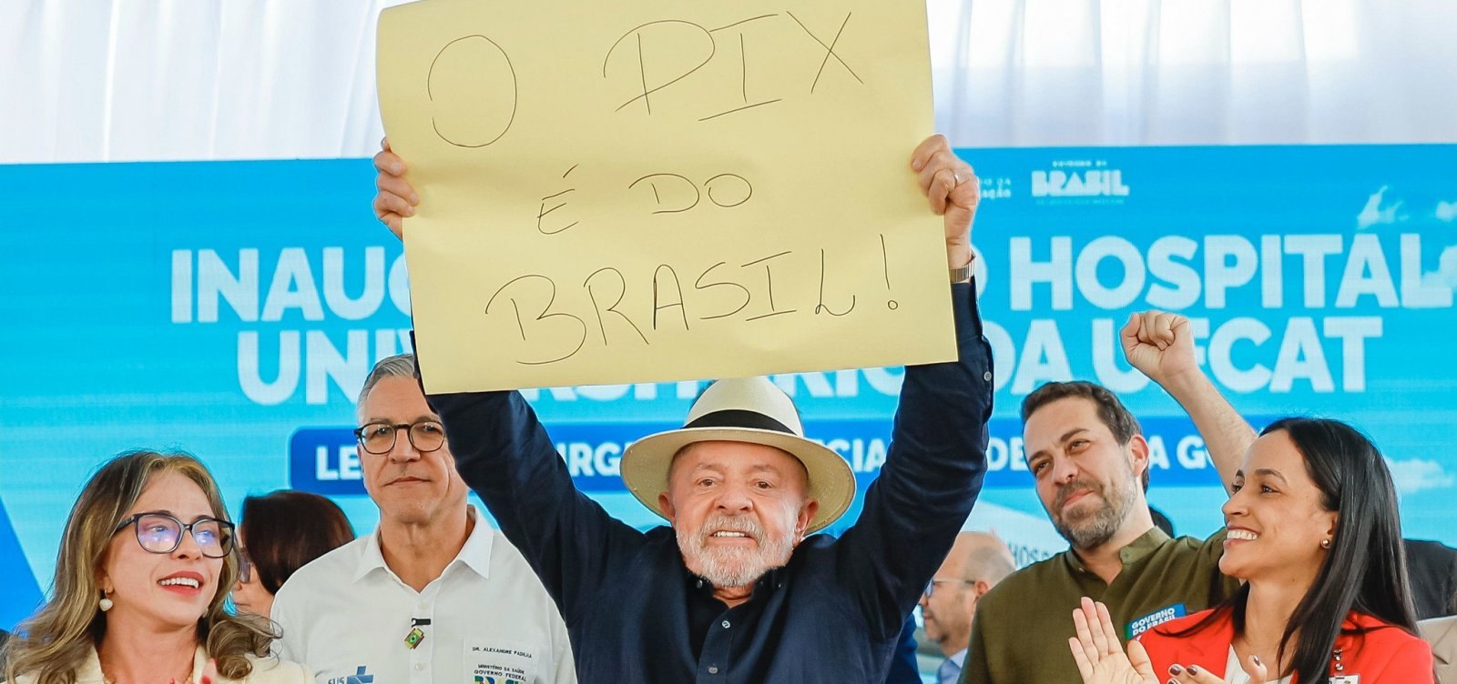 Lula critica tarifaço dos EUA e diz que Pix é do Brasil