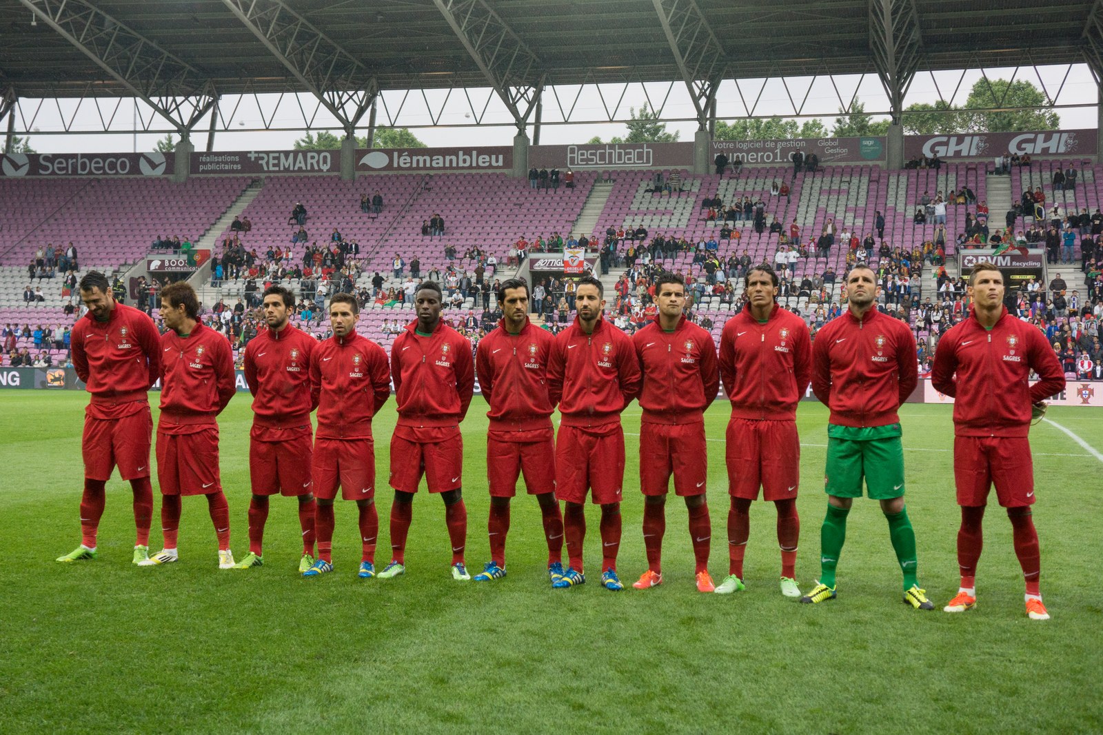 Portugal vence a Croácia por 2 a 1 e avança na Copa