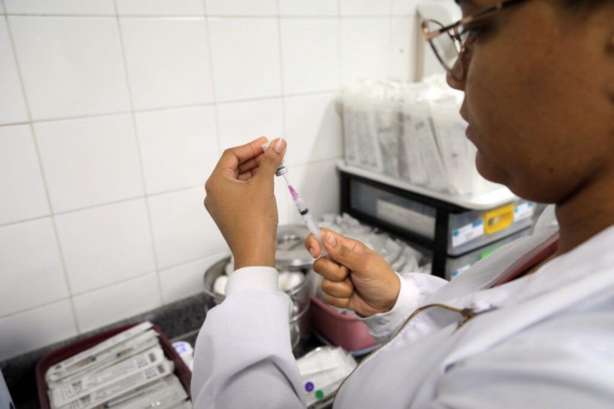 Salvador amplia vacinação contra gripe para toda a população acima de seis meses