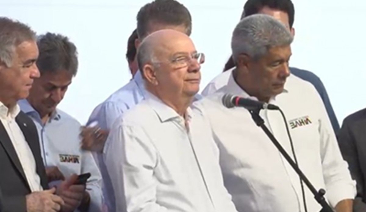 Zé Neto diz que Jerônimo advertiu José Ronaldo sobre falas contra o governo